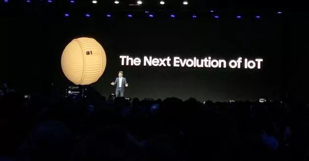 曝三星折叠屏手机售价超2000美元,三星发布超低端智能机价格仅600元