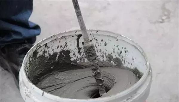 瓷砖胶能不能加水泥混着用,瓷砖胶填缝了怎么办