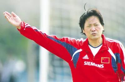 李铁主教练时期的国足哪一年,国足三大变化李铁