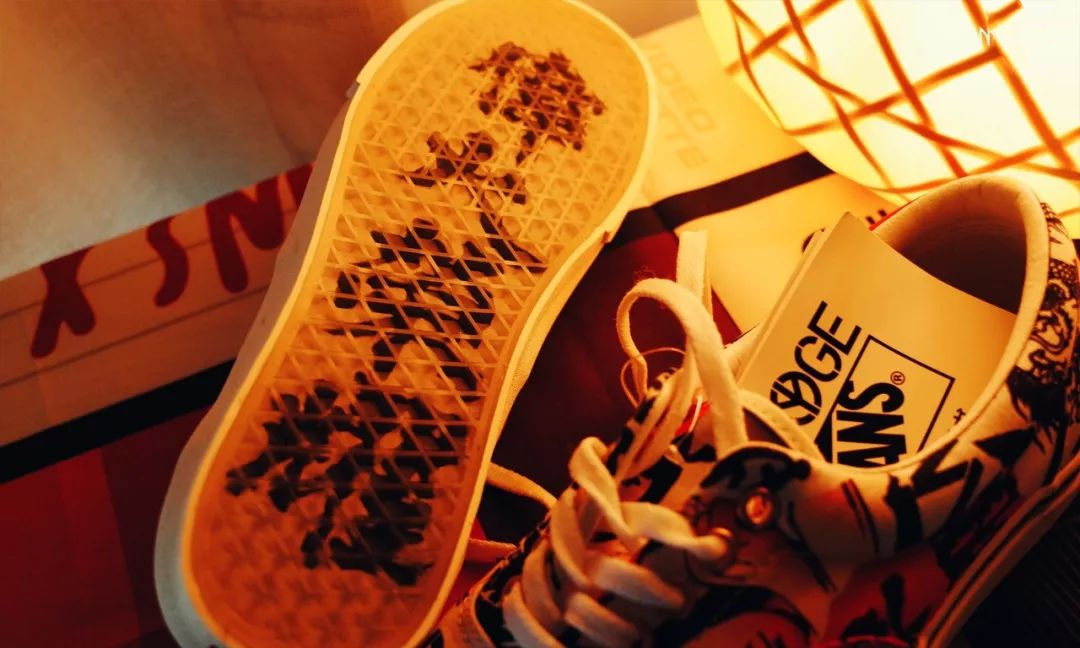 vans买正好的还是买大一点的,vans建议买大还是买小