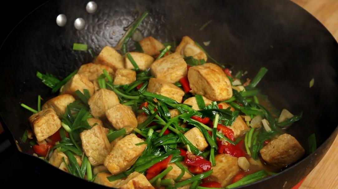 炒豆腐的正确做法,炒豆腐的简单的方法