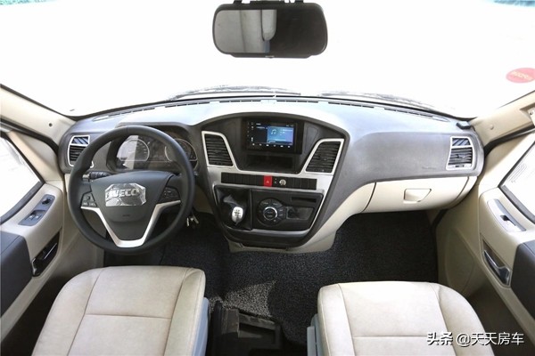 2018拓锐斯特房车经典款,拓锐斯特2022款房车c型菁英版