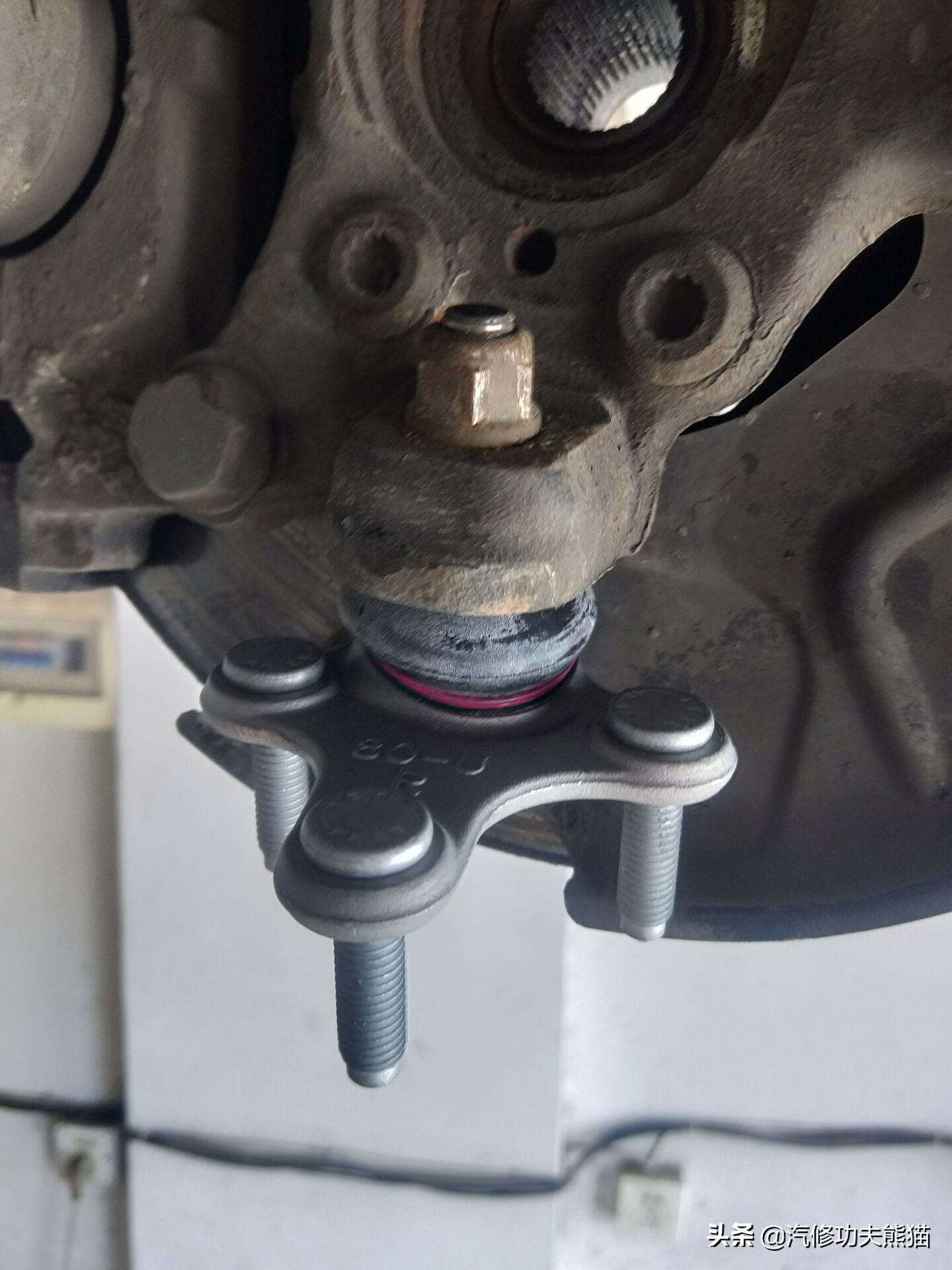 昊锐ea888二代换正时链条,昊锐ea888漏机油的地方是哪些