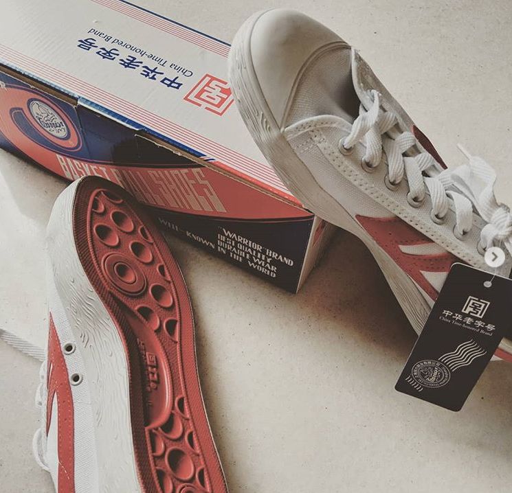 回力鞋哪一款最经典,真正的回力鞋多少一双