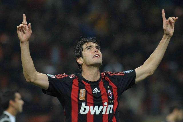 绿茵场庆祝动作,球场最霸气的庆祝动作