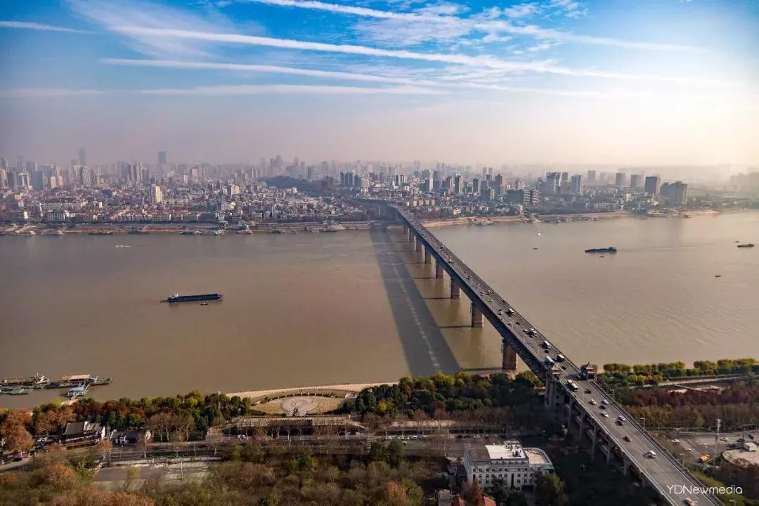 浜氭床鏇剧粡绗竴楂樺,浜氭床绗竴妗呮潌