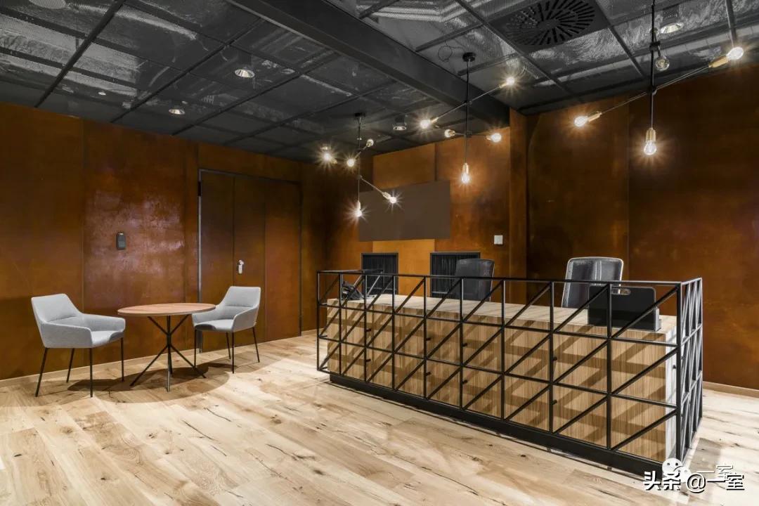 前台怎么设计刚好在楼梯口,前台怎么设计位置