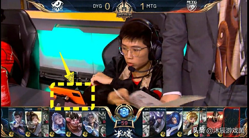 王者荣耀：巅峰赛前十职业八人霸榜，安卓Q区正成为职业摇篮