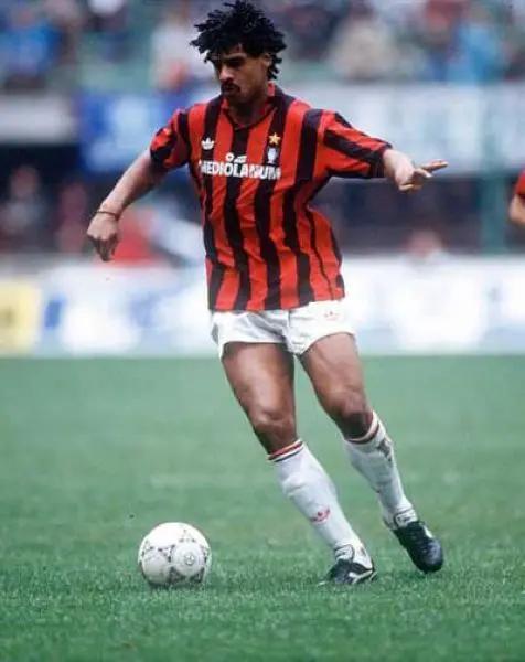 伟大的ac米兰队,90年代ac米兰有队歌集锦