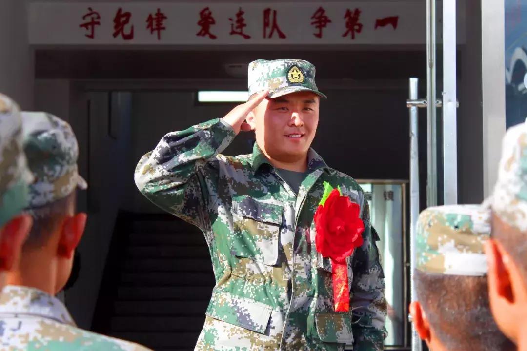 新兵来了吗,戈壁新兵第一次拉练