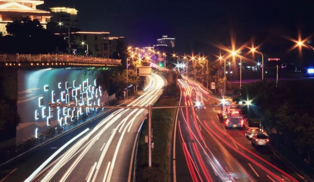 人脉如此重要：职场新人如何有效提高自己的人脉“搜索力”。