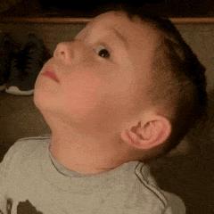 默默哭的表情包,哭得很伤心的可爱表情包