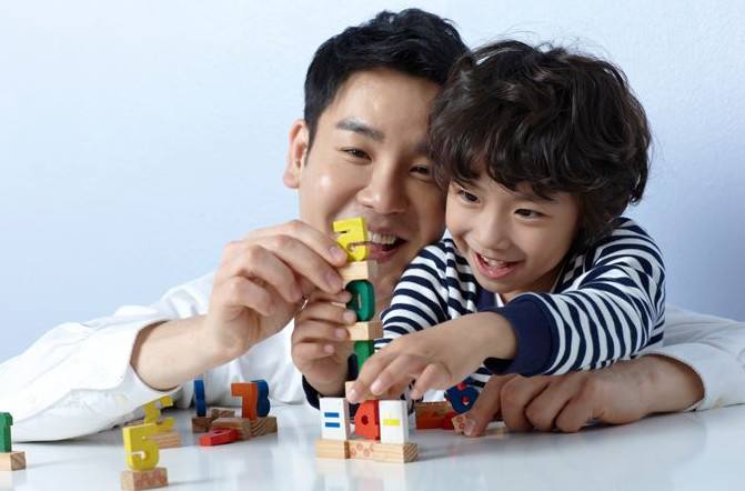 分享类的亲子游戏,适合室内玩的亲子游戏