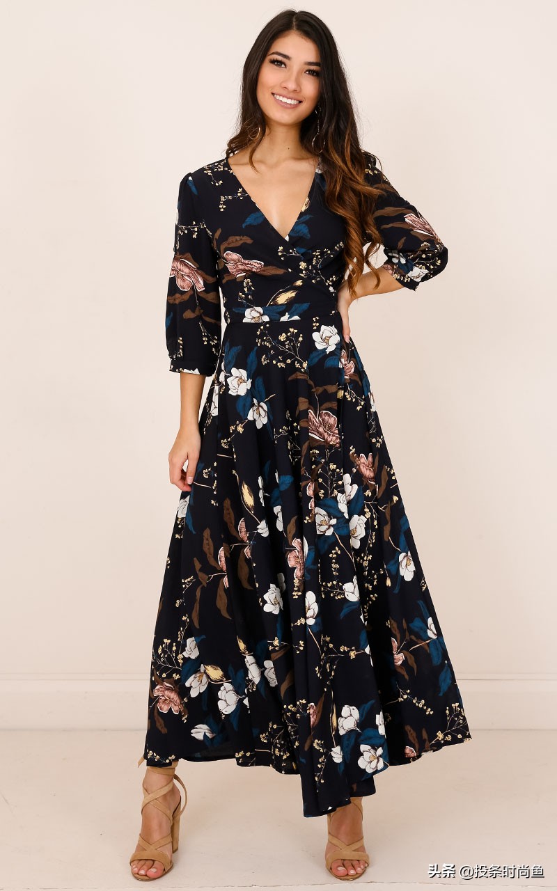 各种各样款式的连衣裙,各种风格的连衣裙