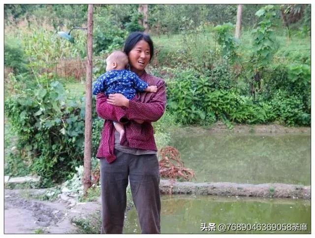 伟大母爱让人泪奔,母爱是伟大的可是现实是残酷的