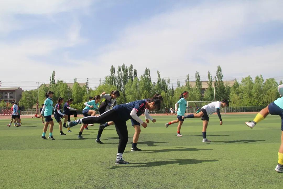 靖远女足,女子足球靖远人