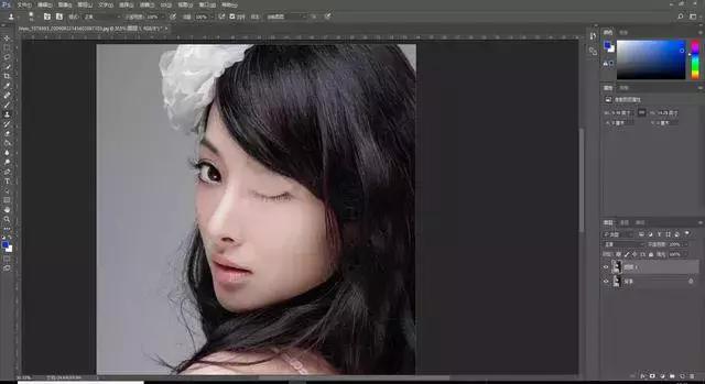 ps图片人物变得会眨眼睛,用ps制作眨眼图片