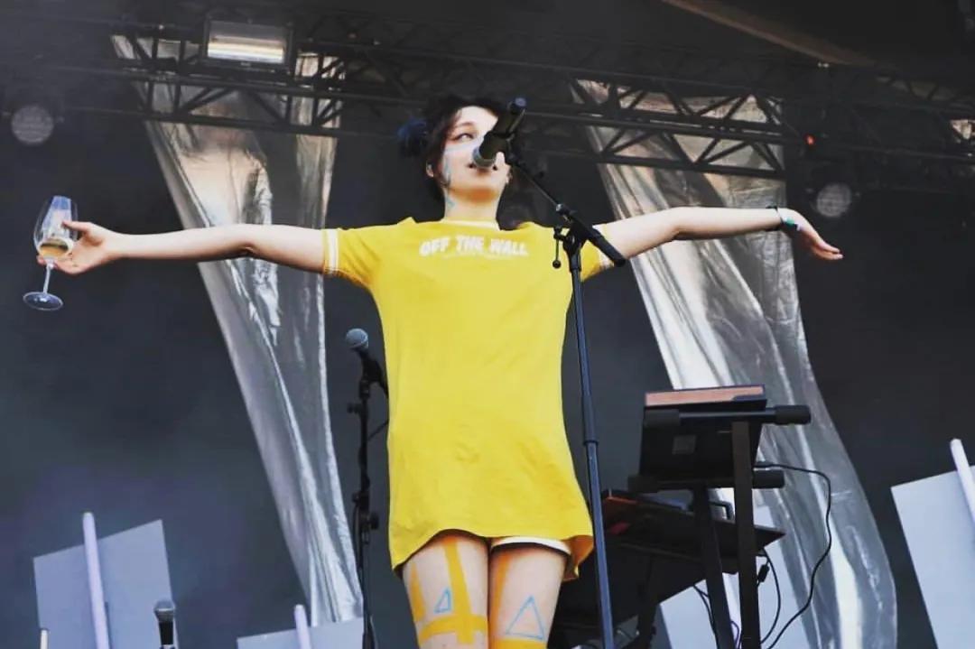 看见音乐人｜丹麦电子女神Lydmor开拓概念化音乐宇宙