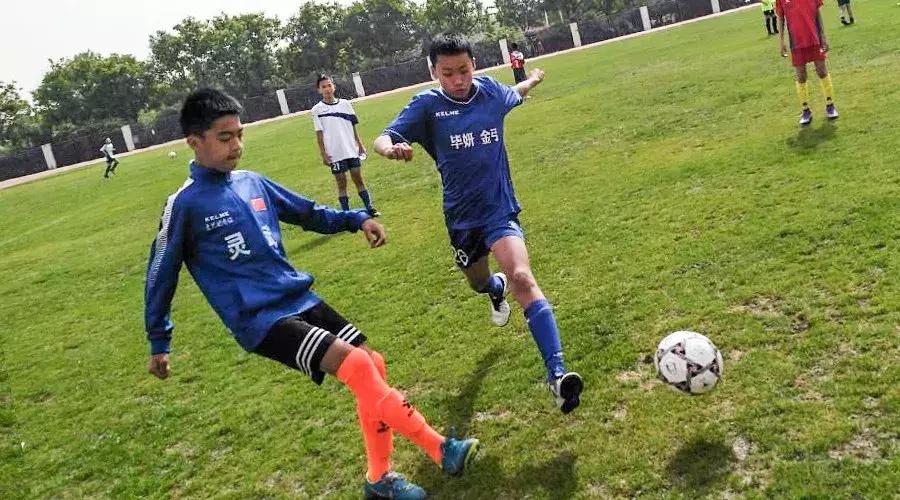 万达商管引资600亿,青训队选梅西还是c罗