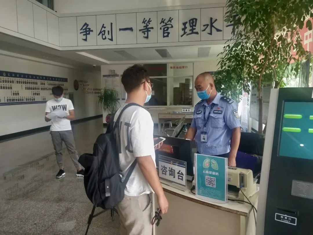 天价头盔图片及价格,头盔高价