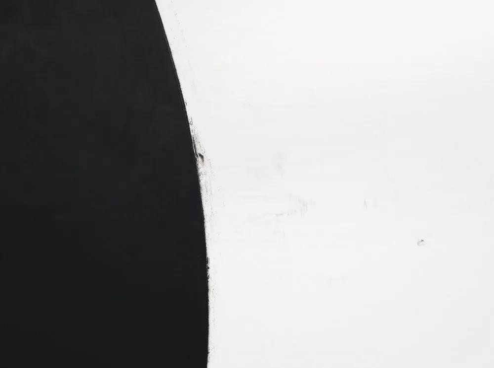 安·埃德霍姆​：保持在抽象和叙事之间的矛盾状态