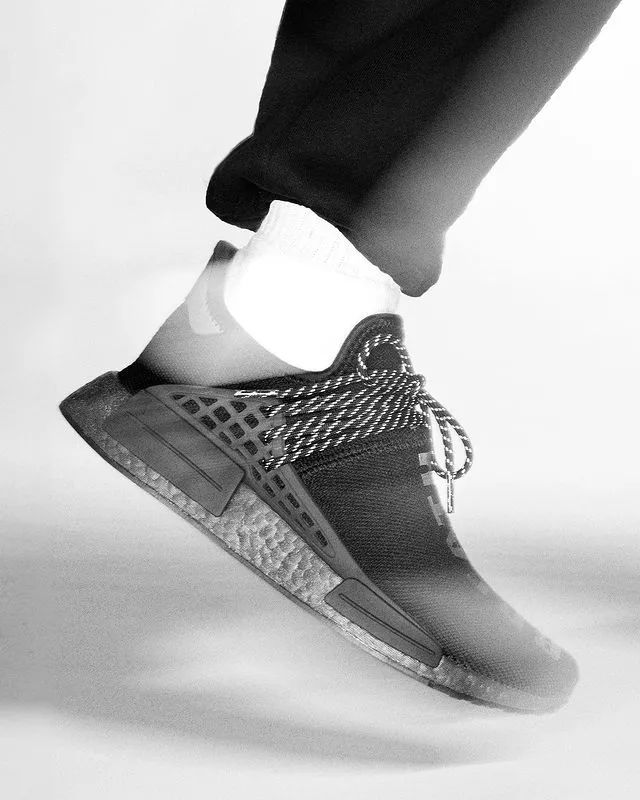 A$AP上脚演绎Yzy沙漠靴！菲董阿迪全新黑武士系列帅翻了