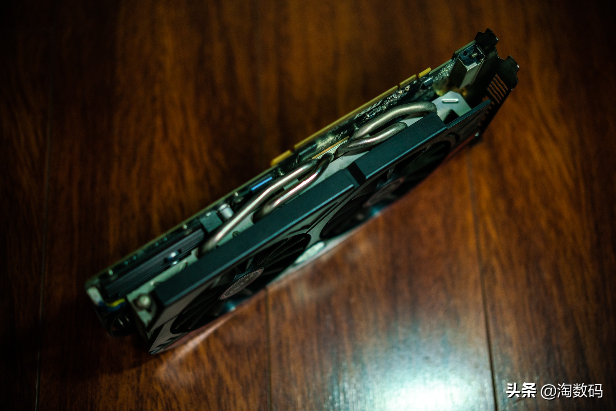 少年曾经的梦想:箱底翻出一张MSI微星R9280X红龙显示卡再战江湖