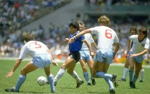 涓栫晫鐞冪帇宸磋タ璐濆埄,涓栫晫鐞冪帇