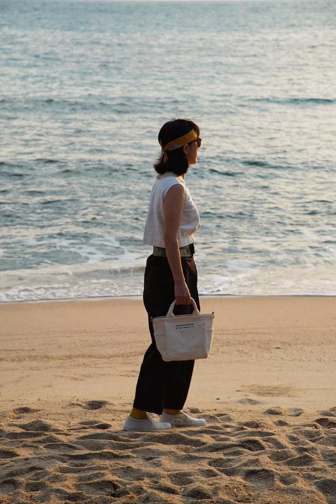 旅行中总会遇到形形色色的人,旅行中总是有两种人