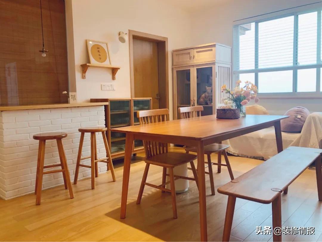 餐厅摆实木餐桌椅，用餐氛围精致情趣，生活过得有仪式！