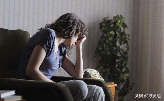 中年女性有月经不调、皮肤瘙痒等症状或到了更年期？如何度过？