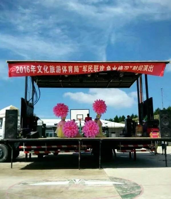 杨林老师照片,杨林老师钢琴