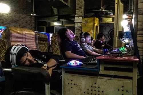 三和大神，中国最底层人民的生活和想法。别笑，也许你也有过