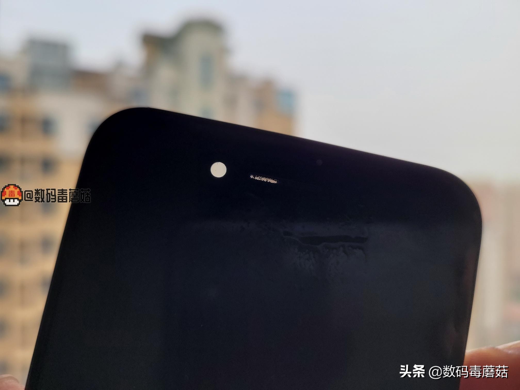 白捡一台无振动+无声音+弯的iPhone7，盘它