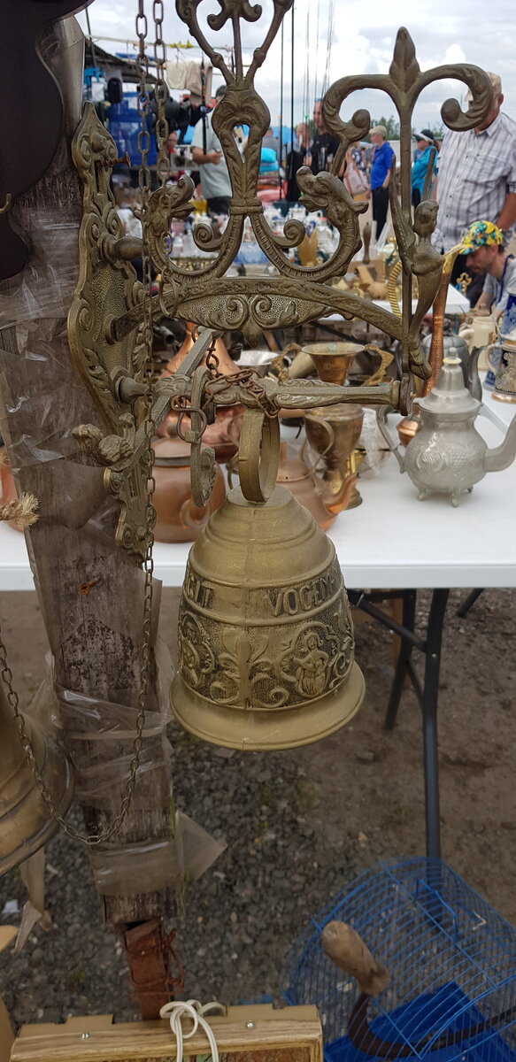 六十年代俄罗斯的跳蚤市场,一元左右的跳蚤市场