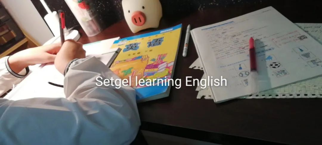 我的自我介绍用英语怎么说,我的自我介绍的英文