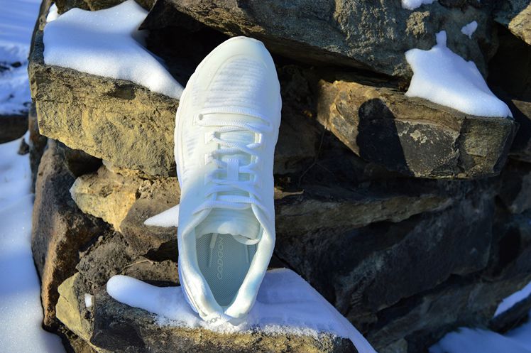 咕咚10k跑鞋和多威跑鞋哪个好,咕咚跑鞋10k和21k有什么区别