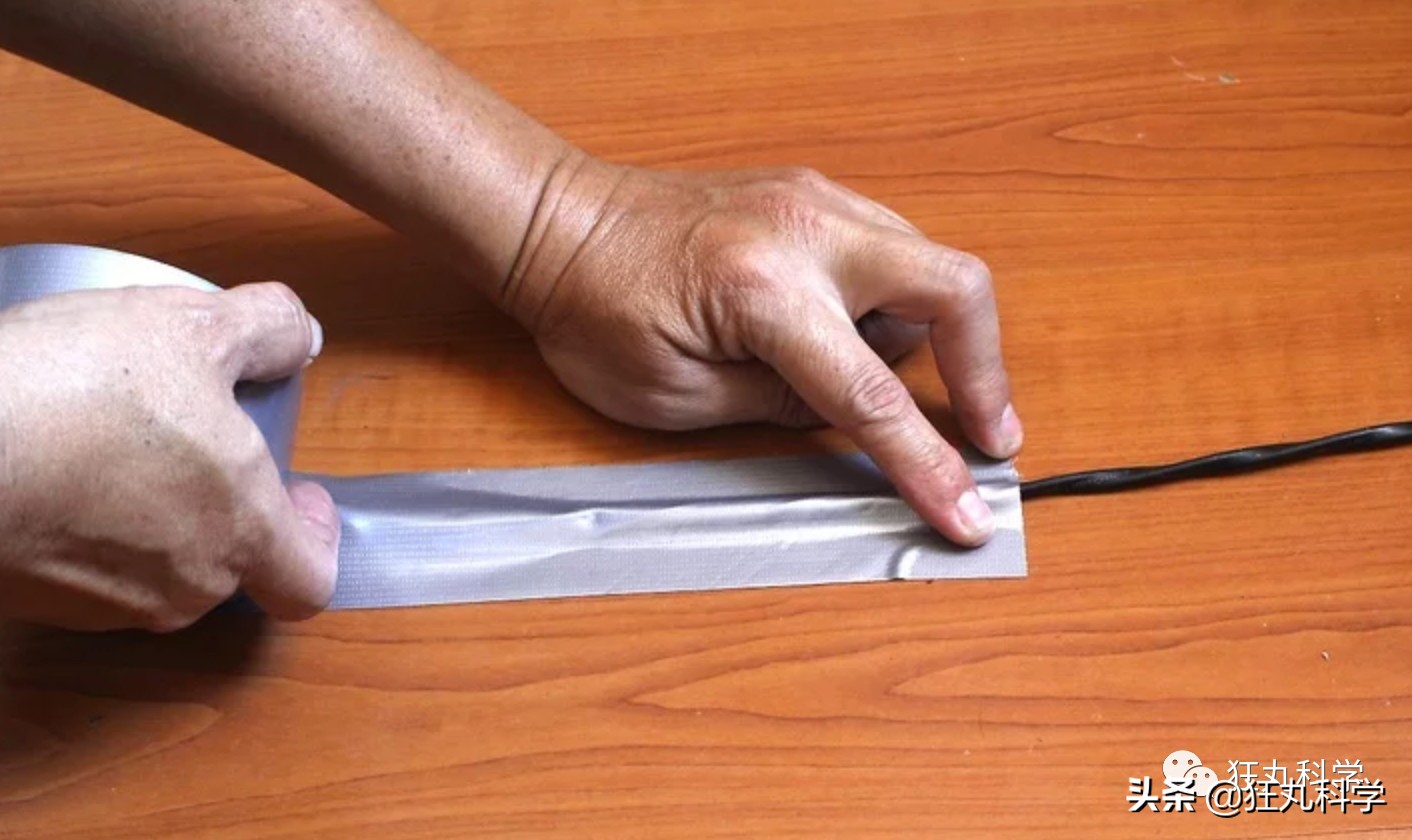 原来胶带也可以当粘粘球来玩,原来胶带还能这样用