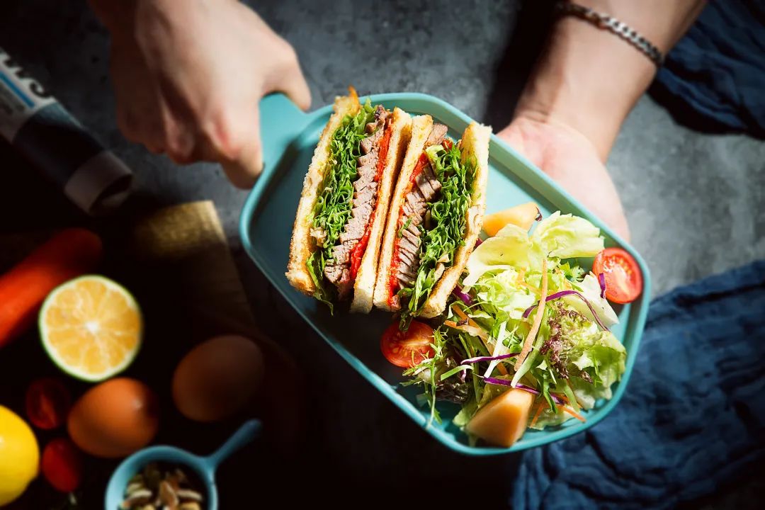 简餐轻食一个餐利润有多少,轻食市场未来发展策略