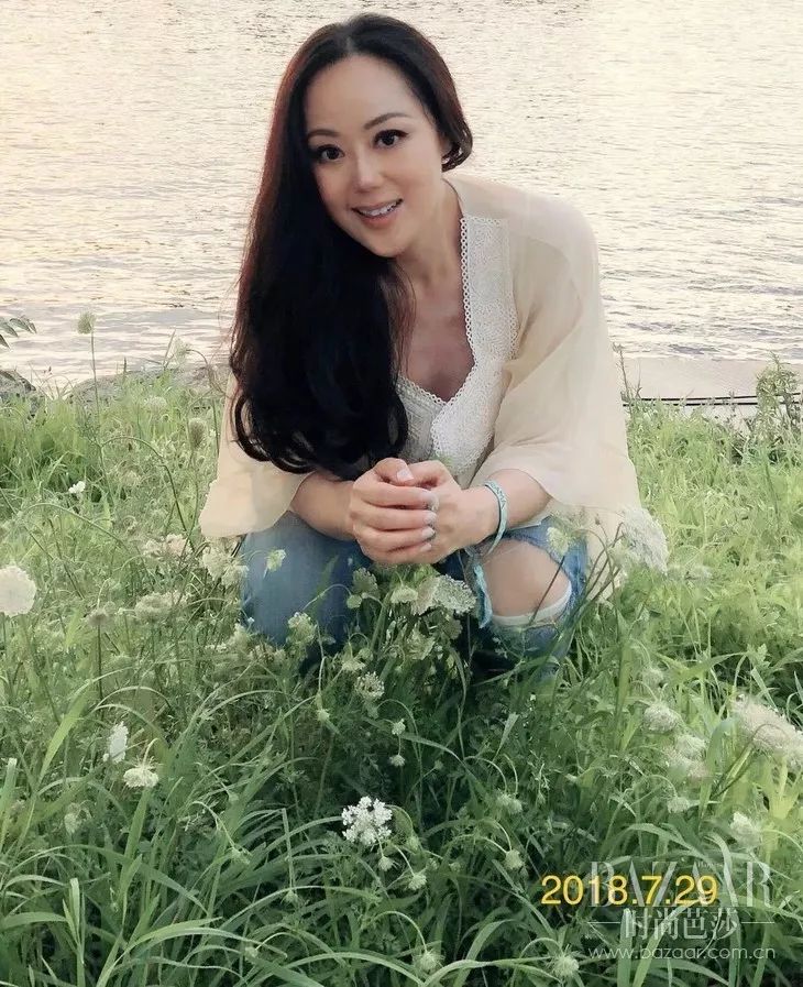 章小蕙为什么这么白,章小蕙为何能再次赢得眼球