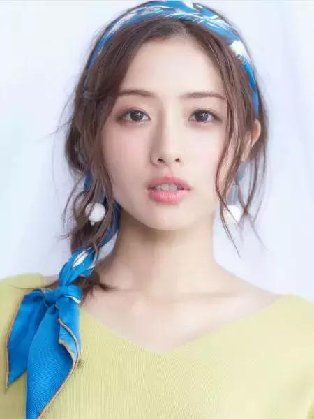 14款甜美发型简单上手,六款超减龄少女发型见过都说好看