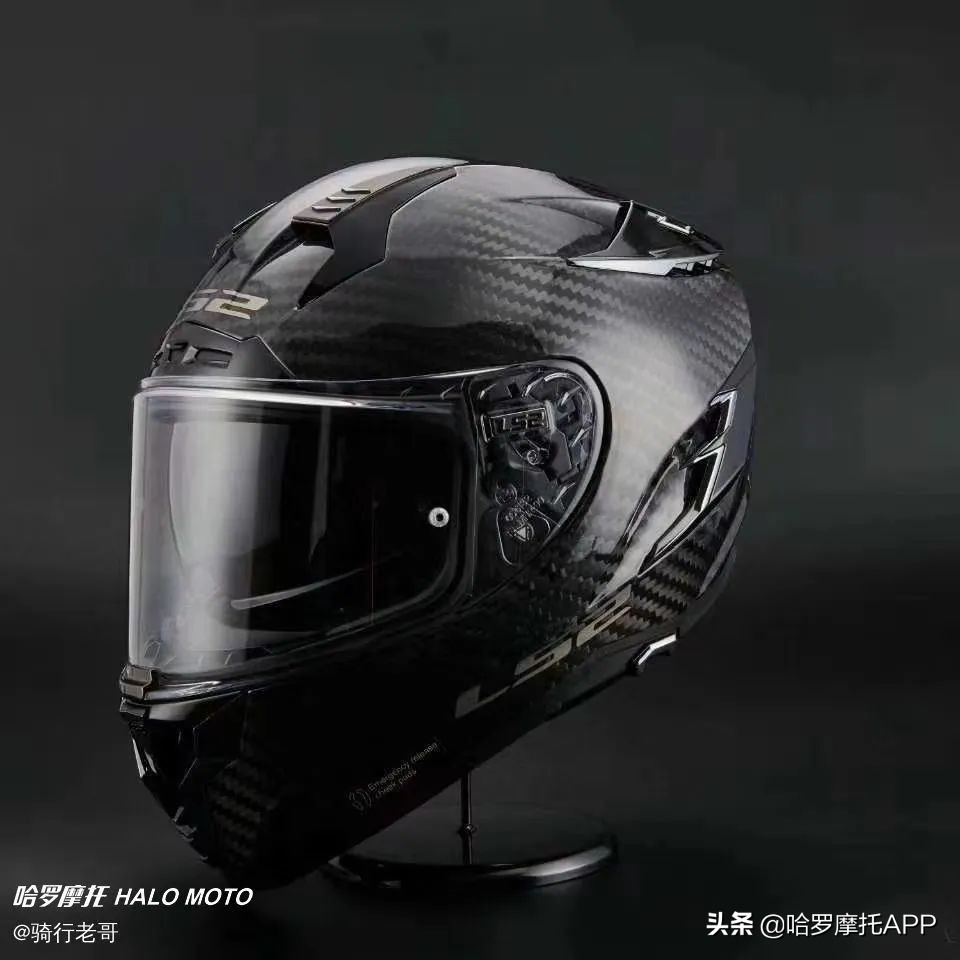 性价比全盔推荐500元左右,500以内最具性价比的拉力盔