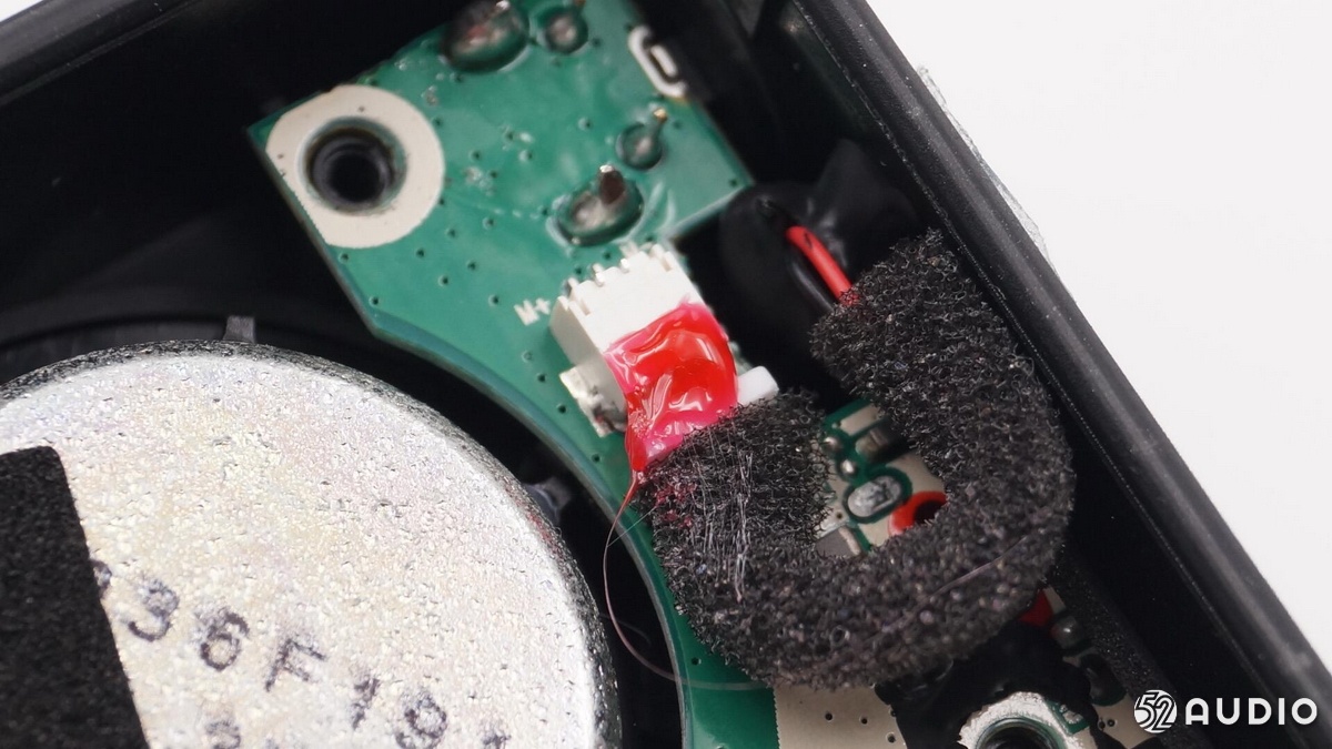 拆解报告小米小爱音箱万能遥控版,小米小爱蓝牙音箱拆解