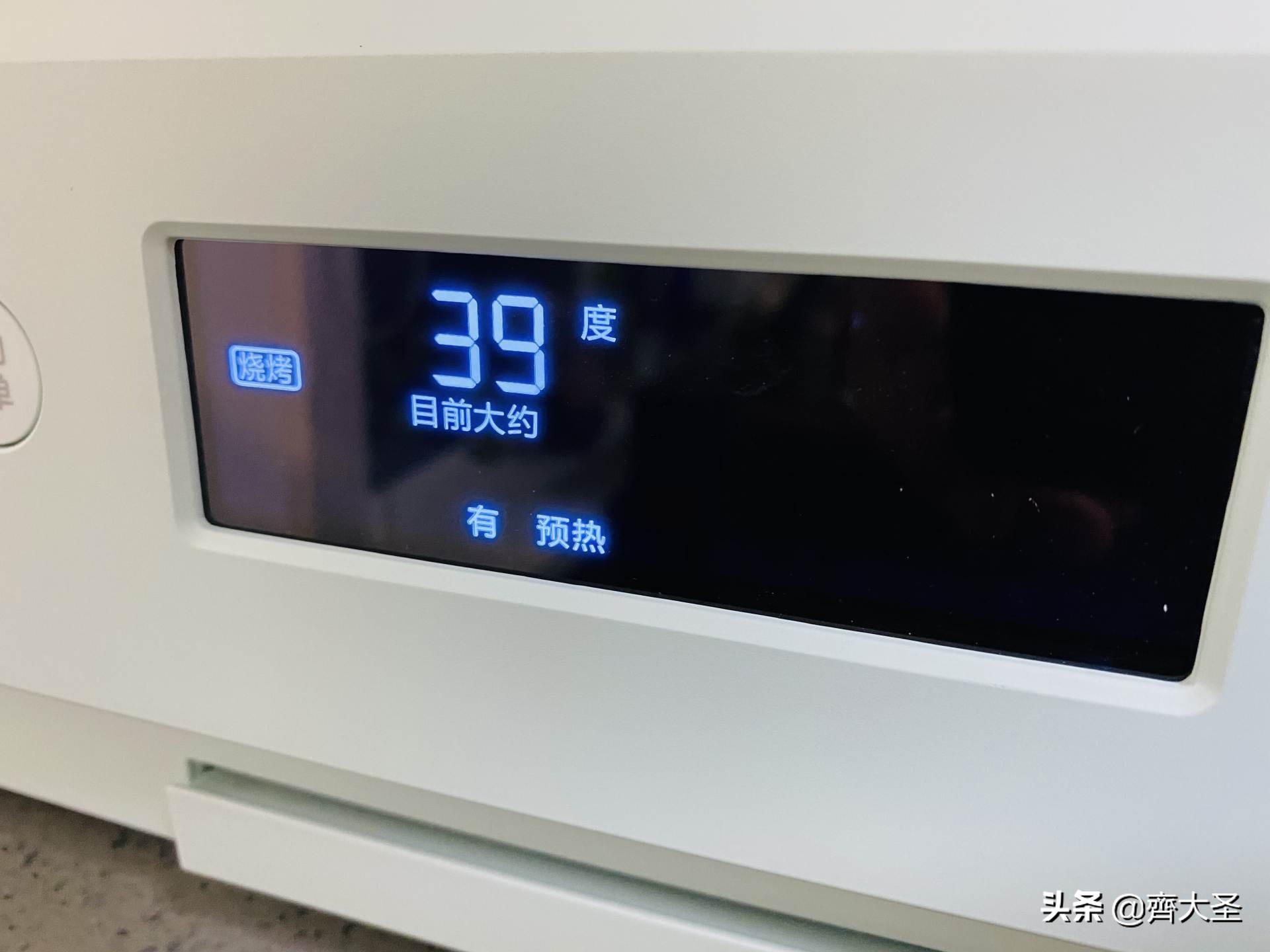 什么样的嵌入式蒸烤箱好用,蒸烤箱半嵌入式和全嵌入式区别