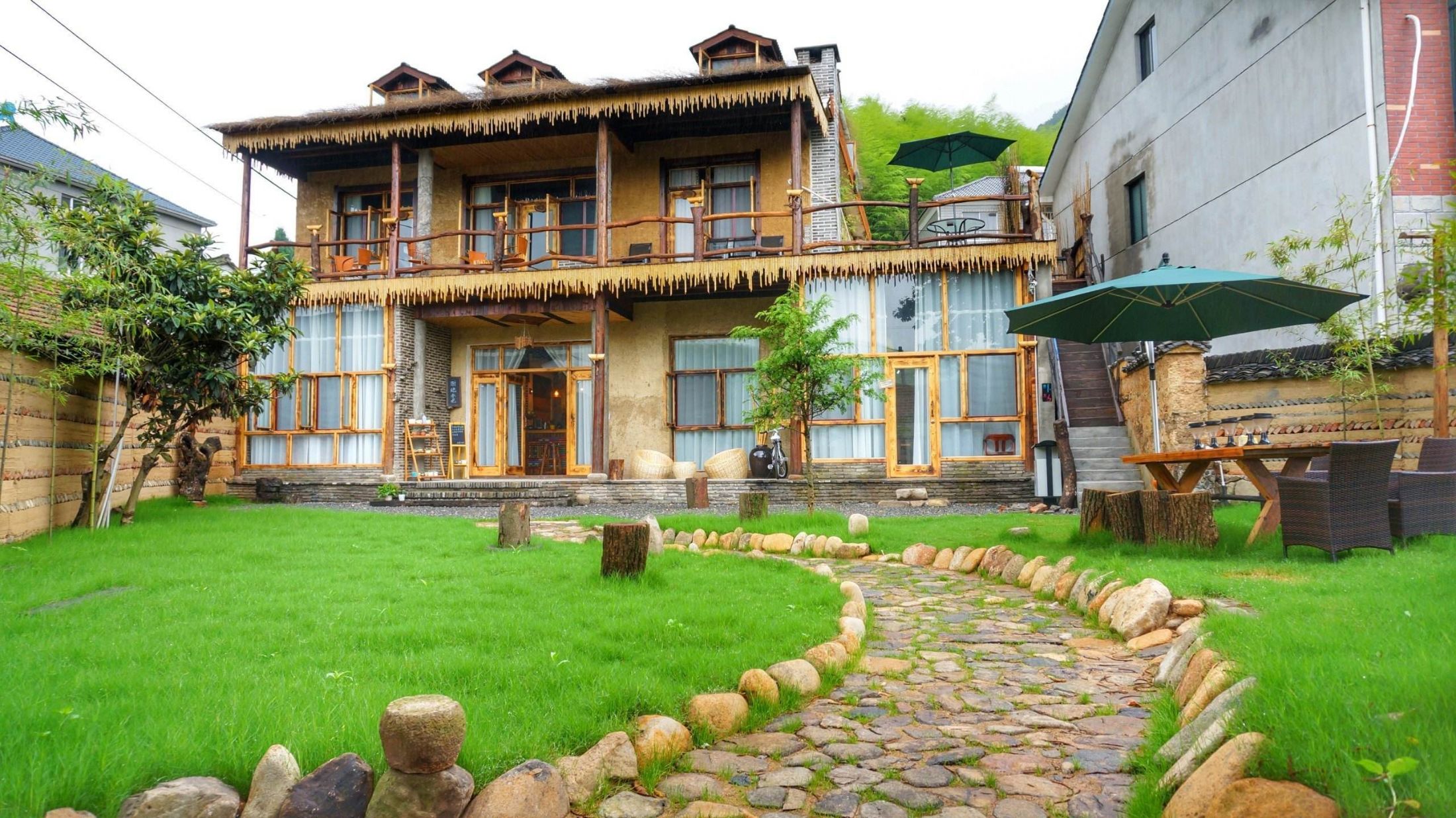 没钱出国穷游,如何一边穷游一边挣生活费