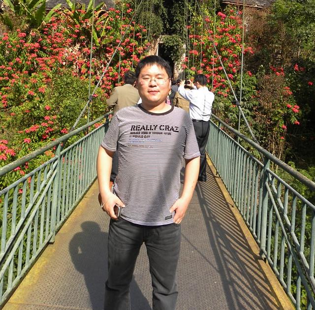 假扮乞丐吃垃圾500块卖进黑窑厂,崔松旺黑窑厂老板最后怎么处理