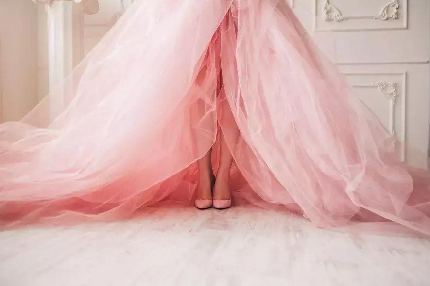 结婚时婚纱脏了怎么办,婚纱最佳处理方法