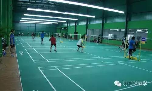 假期打羽毛球的快乐,假期打羽毛球锻炼身体