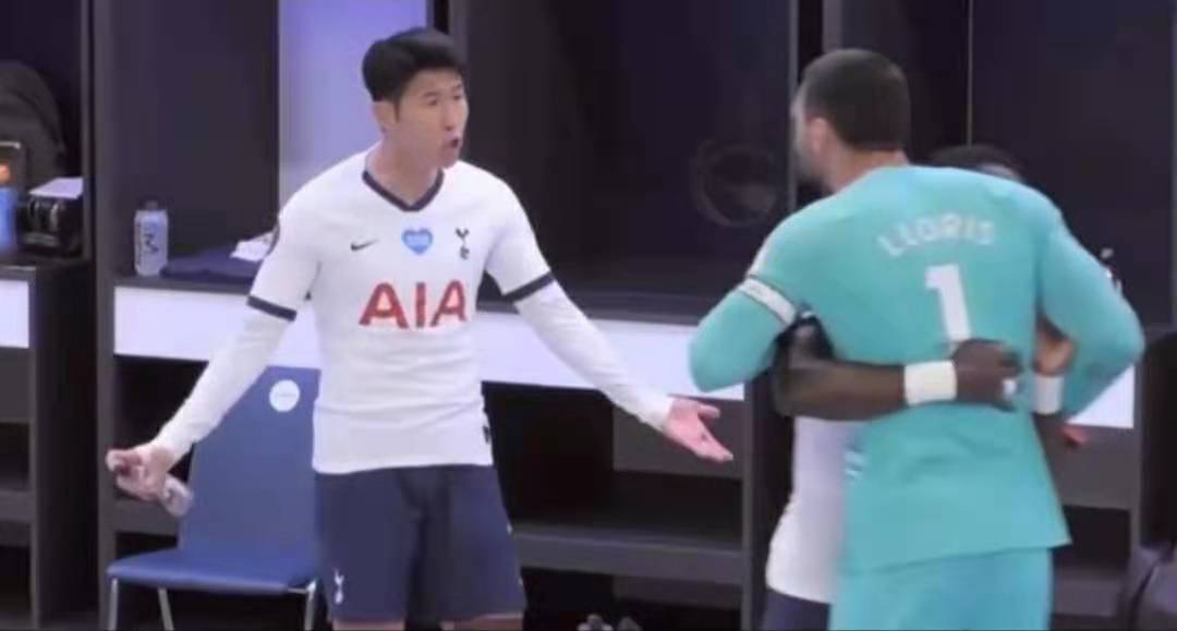 孙兴慜在比赛中被对方无端攻击,孙兴慜被国足犯规