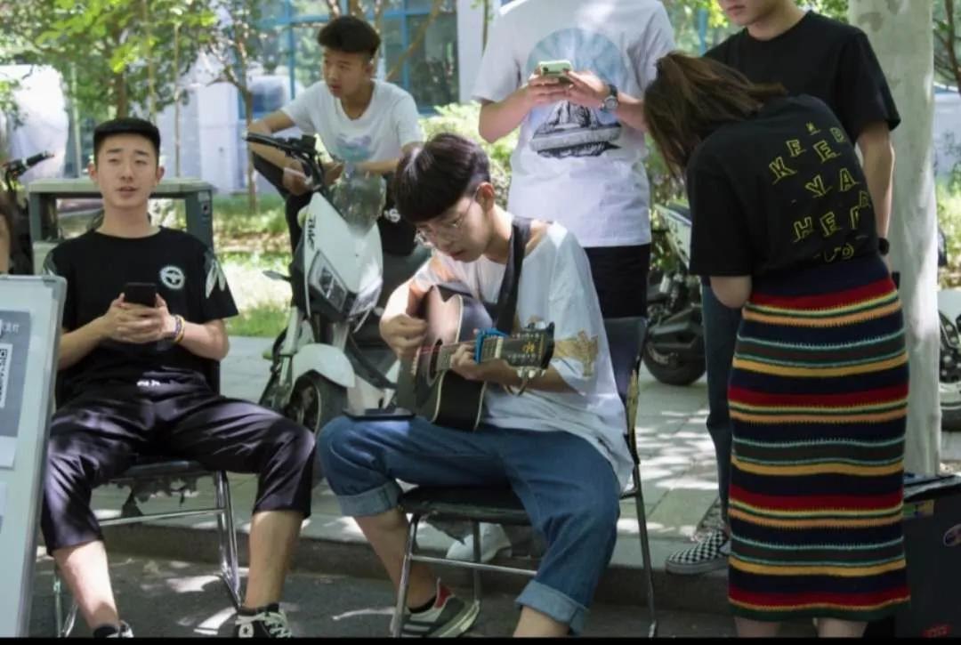 山东理工大学拍毕业照的地方,山东理工职业学院在飞机拍毕业照